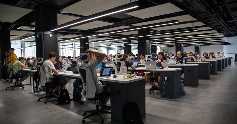 Licensing Shifts in Open Source: Training Data, SaaS, and the New Rules Your Projects Must Watch